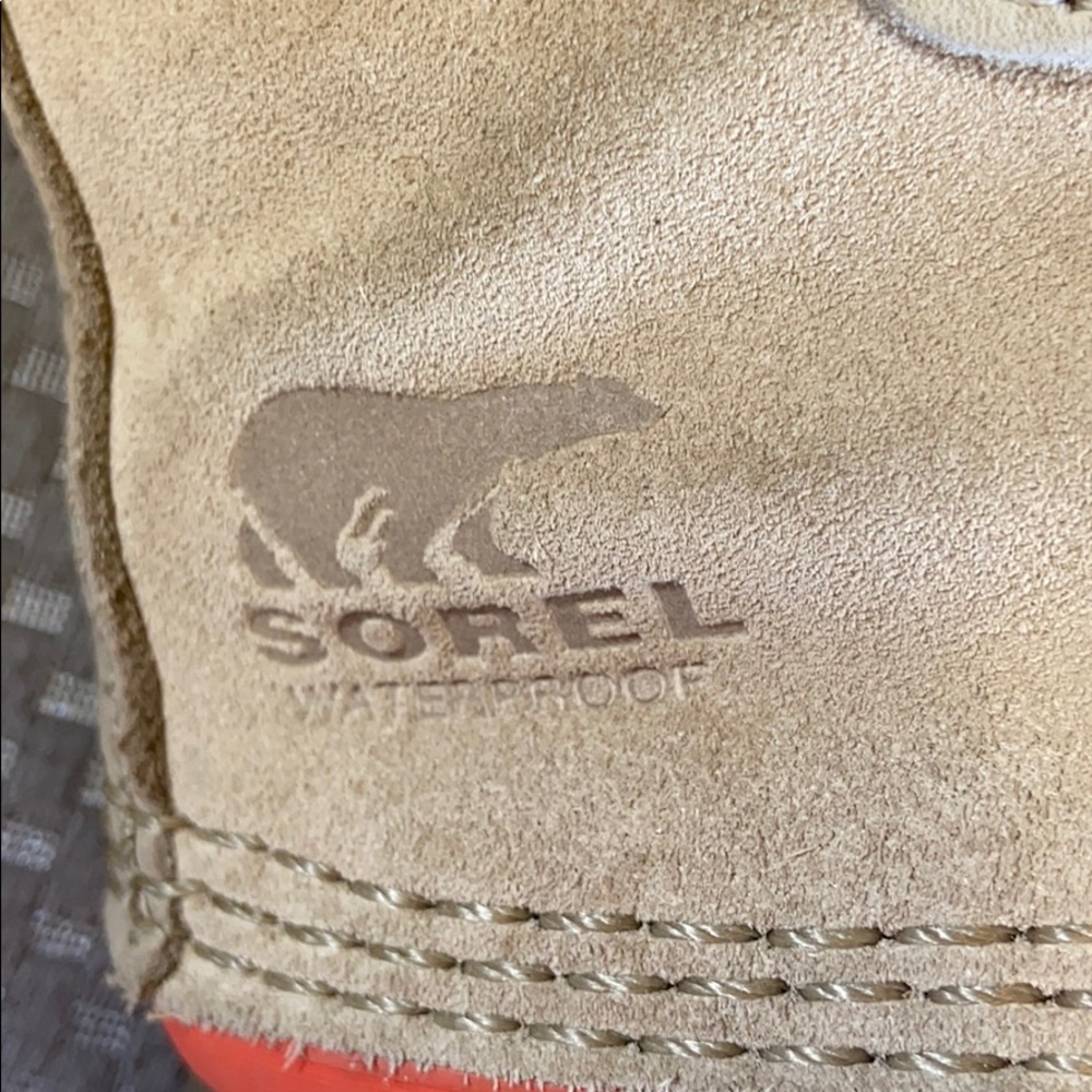 Sorel Boots - Picture 6 of 8